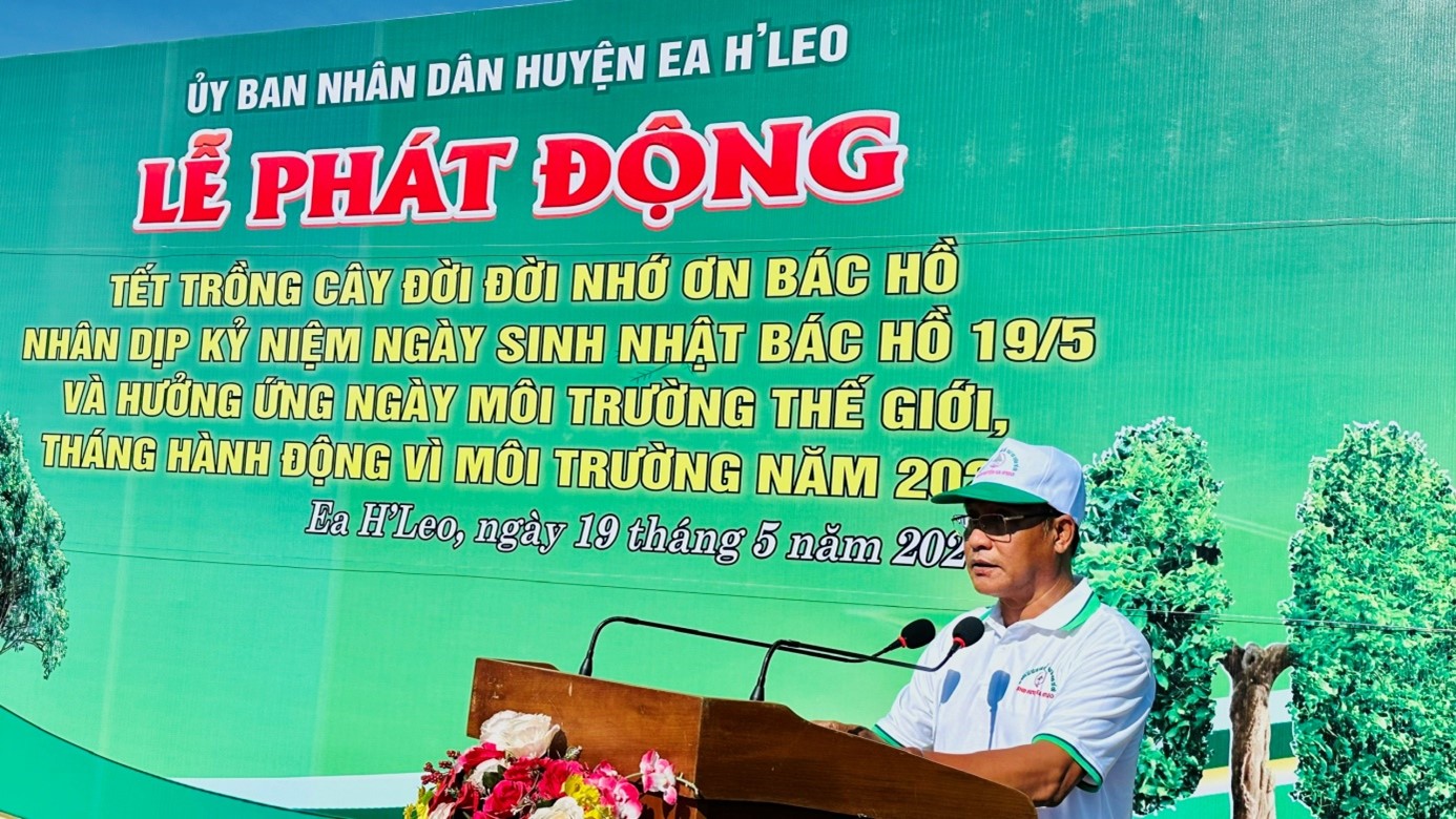 Huyện Ea H’Leo: Phát động Tết trồng cây “Đời đời nhớ ơn Bác Hồ”